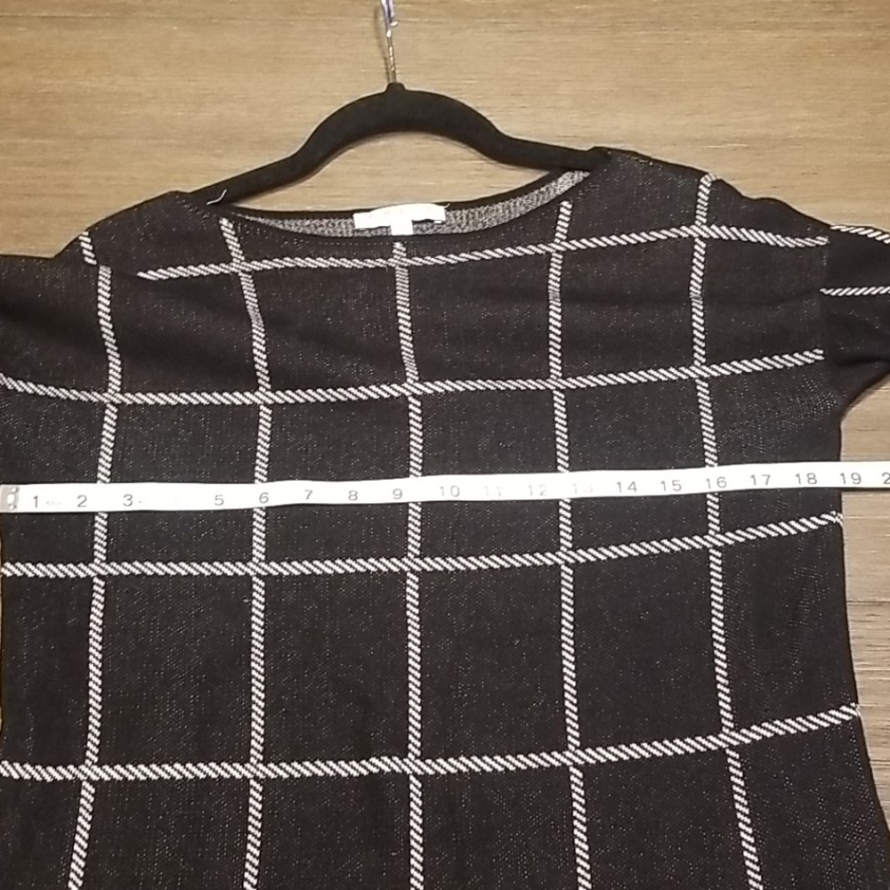 Windowpane sweater - Picture 5 of 5